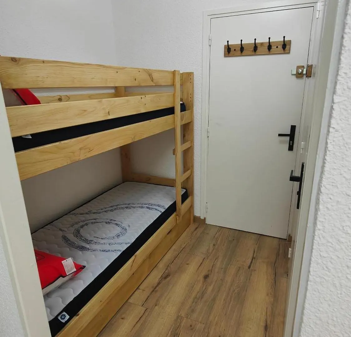 Apartment Studio Avenue De La Muzelle Menage Et Draps Inclus Proche Belle Etoile Et Esf Les Deux Alpes France